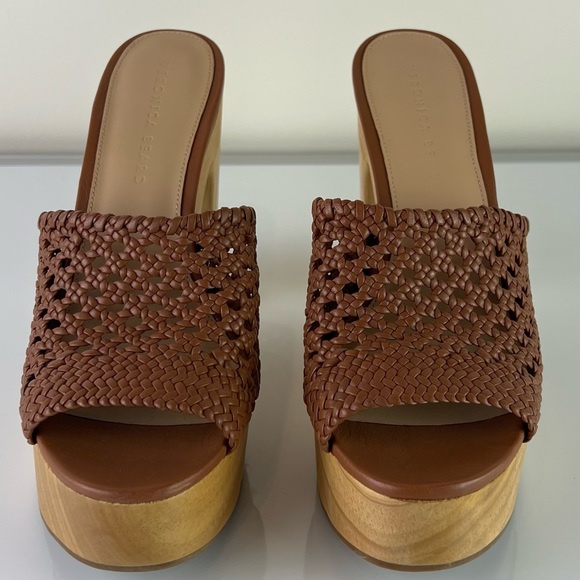 NEW VERONICA BEARD WOVEN PLATFORM MULES - Picture 10 of 15